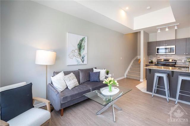 204 Terravita Private, House attached with 1 bedrooms, 1 bathrooms and 1 parking in Ottawa ON | Image 4