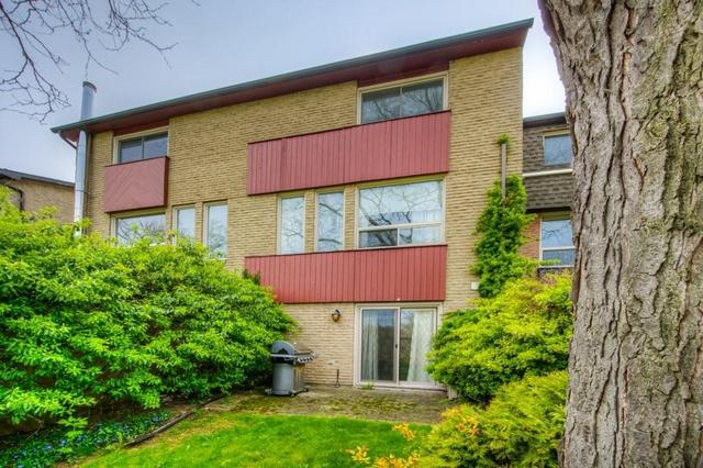 13 - 1967 Main Street W, House attached with 3 bedrooms, 1 bathrooms and 1 parking in Hamilton ON | Image 30