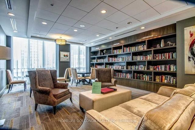 1909 - 825 Church St, Condo with 2 bedrooms, 2 bathrooms and 0 parking in Toronto ON | Image 15