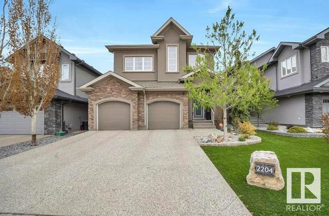 2204 Warry Lo Sw, House detached with 3 bedrooms, 2 bathrooms and 4 parking in Edmonton AB | Card Image