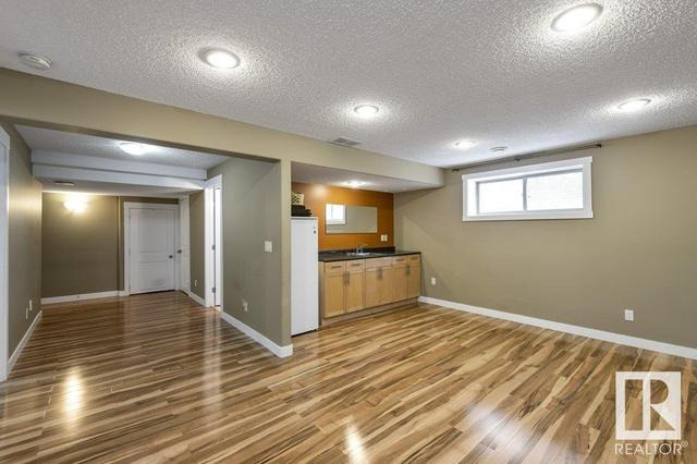 2708 Anderson Cr Sw, House detached with 6 bedrooms, 3 bathrooms and 4 parking in Edmonton AB | Image 48