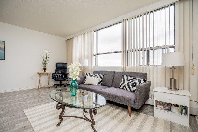 1608 - 45 Sunrise Ave, Condo with 3 bedrooms, 2 bathrooms and 1 parking in Toronto ON | Image 10