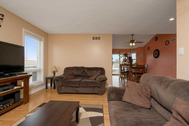 8959 Wellington Rd 16 Rd, House detached with 3 bedrooms, 2 bathrooms and 8 parking in Wellington North ON | Image 9