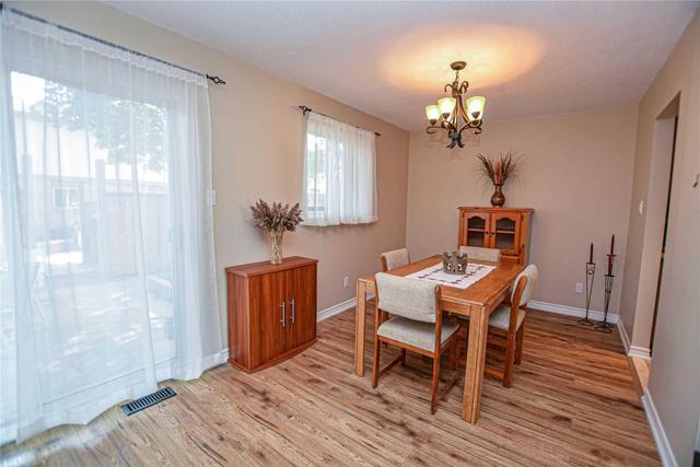 70 - 81 Hansen Rd N, Townhouse with 3 bedrooms, 2 bathrooms and 1 parking in Brampton ON | Image 5