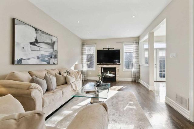 27 Timberwolf Cres N, House detached with 3 bedrooms, 4 bathrooms and 4 parking in Vaughan ON | Image 29