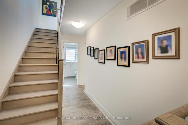 23 - 28 Marina Ave, Townhouse with 3 bedrooms, 3 bathrooms and 1 parking in Toronto ON | Image 28