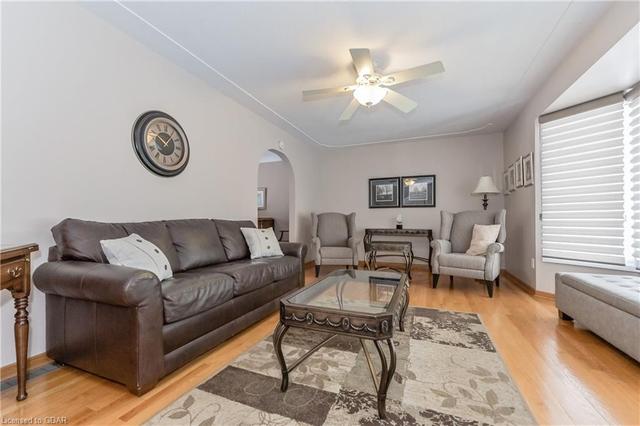 335 Homewood Avenue, House detached with 4 bedrooms, 2 bathrooms and 4 parking in Wellington North ON | Image 8