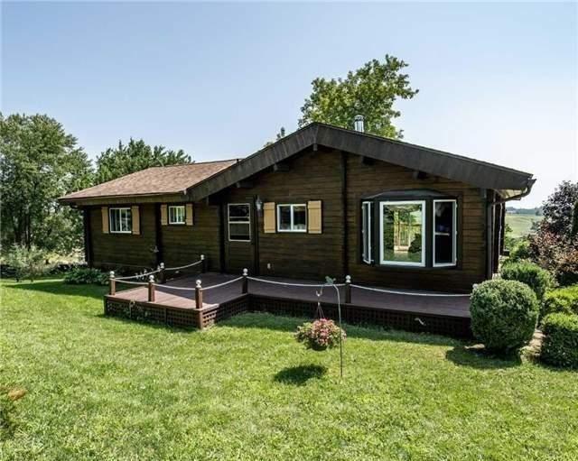 867 Allan St, House detached with 2 bedrooms, 2 bathrooms and 8 parking in Innisfil ON | Image 2