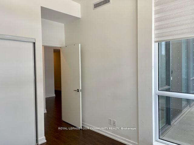206 - 49 East Liberty St, Condo with 1 bedrooms, 1 bathrooms and 1 parking in Toronto ON | Image 2