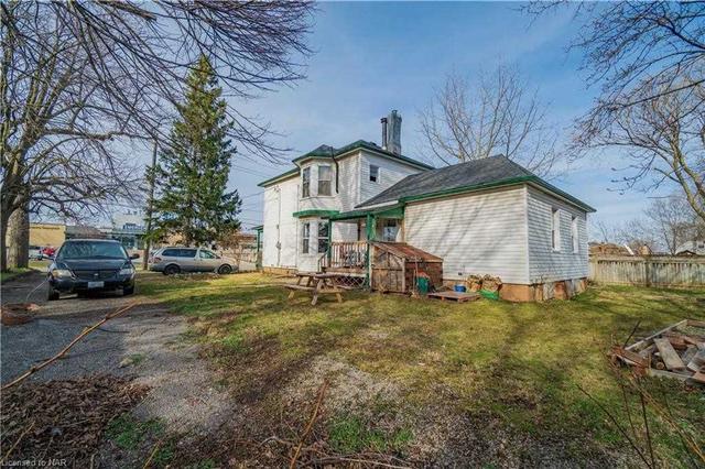 5772 North St, House detached with 4 bedrooms, 2 bathrooms and 8 parking in Niagara Falls ON | Image 26