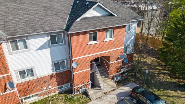 4 - 237 Ferndale Dr S, Townhouse with 2 bedrooms, 1 bathrooms and 1 parking in Barrie ON | Image 16