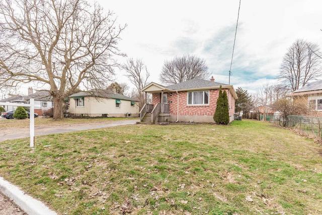 127 Roehampton Ave, House detached with 3 bedrooms, 2 bathrooms and 6 parking in London ON | Image 14