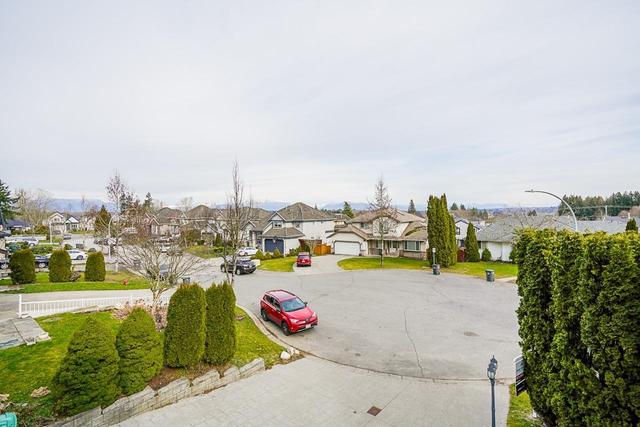 8229 167a Street, House detached with 6 bedrooms, 4 bathrooms and 6 parking in Surrey BC | Image 38