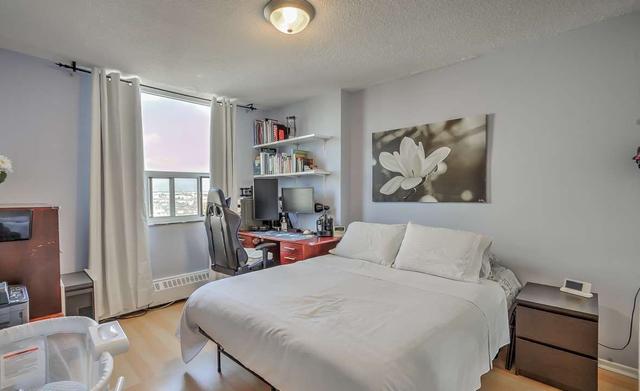1802 - 3390 Weston Rd, Condo with 2 bedrooms, 1 bathrooms and 1 parking in Toronto ON | Image 9