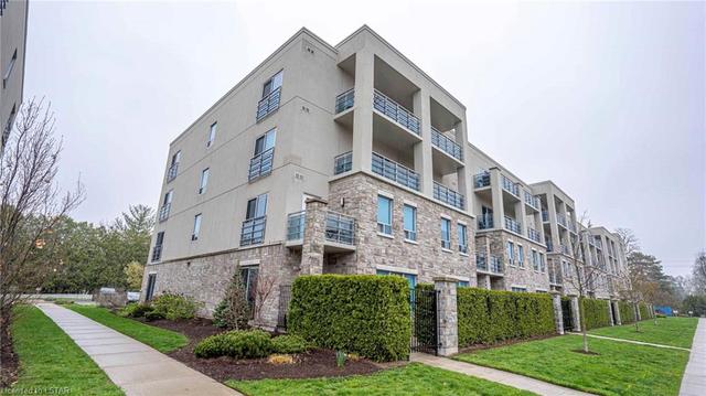 212 - 320 Sugarcreek Trail, House attached with 1 bedrooms, 1 bathrooms and 2 parking in London ON | Image 3
