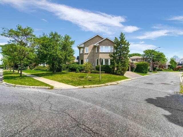 3301 Trelawny Circ, House detached with 4 bedrooms, 4 bathrooms and 6 parking in Mississauga ON | Image 12