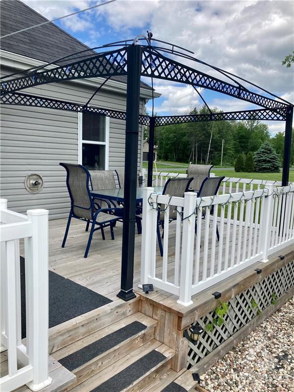1799 Route 200 Route, House detached with 2 bedrooms, 1 bathrooms and 10 parking in The Nation ON | Image 6