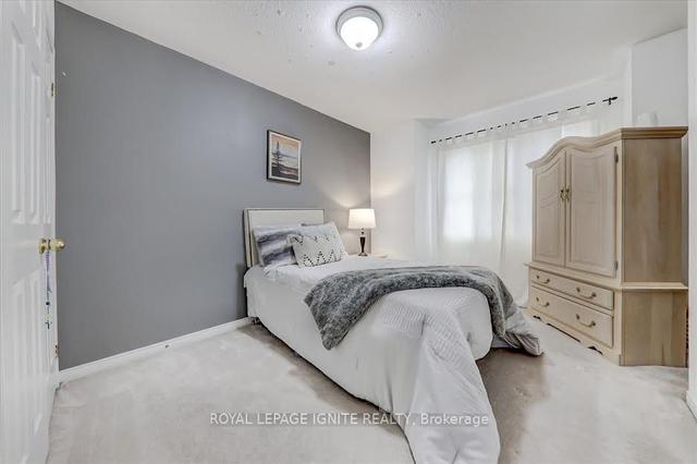 52 Huxtable Lane, House attached with 3 bedrooms, 3 bathrooms and 2 parking in Toronto ON | Image 13