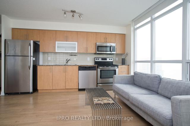 3908 - 50 Town Centre Crt, Condo with 1 bedrooms, 1 bathrooms and 1 parking in Toronto ON | Image 8
