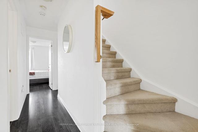 222 - 380 Hopewell Ave, Townhouse with 2 bedrooms, 2 bathrooms and 1 parking in Toronto ON | Image 3