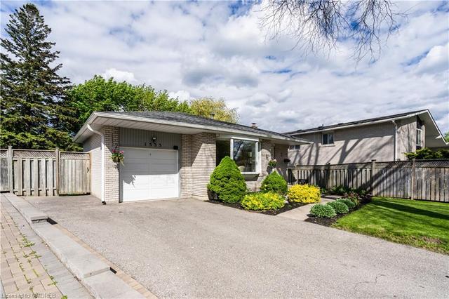 1535 Thetford Court, House detached with 3 bedrooms, 2 bathrooms and 3 parking in Mississauga ON | Image 3