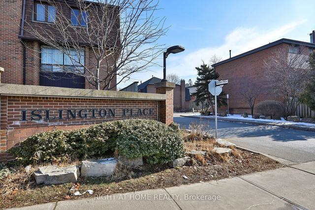 9 Peach Tree Path, Townhouse with 3 bedrooms, 3 bathrooms and 2 parking in Toronto ON | Image 12