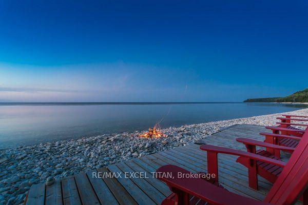 210 Cape Chin N. Shore Rd, House detached with 3 bedrooms, 2 bathrooms and 5 parking in Northern Bruce Peninsula ON | Image 1