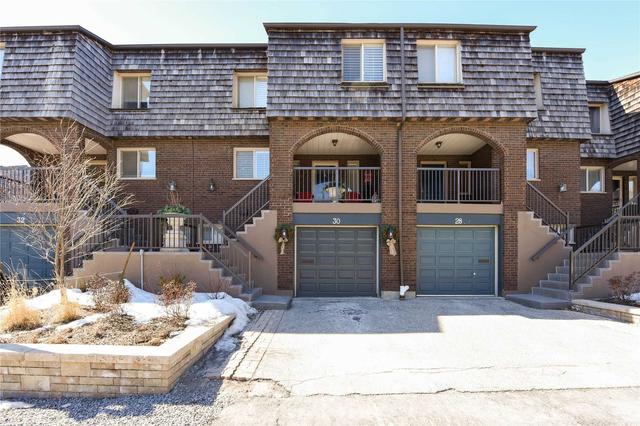 30 Cricklewood Cres, Townhouse with 3 bedrooms, 3 bathrooms and 2 parking in Markham ON | Image 1