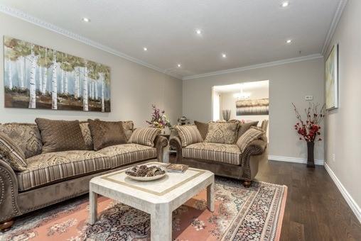 16 Colinayre Cres, House detached with 4 bedrooms, 5 bathrooms and 4 parking in Toronto ON | Image 3