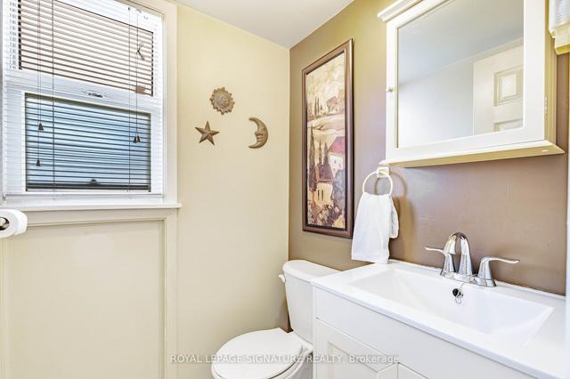 3 - 3 Kendleton Dr, Townhouse with 4 bedrooms, 2 bathrooms and 2 parking in Toronto ON | Image 18