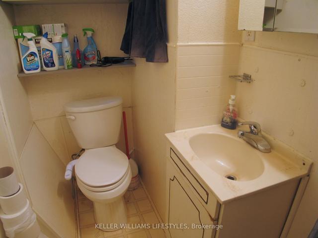 720 Layard St, House detached with 1 bedrooms, 1 bathrooms and 3 parking in London ON | Image 11