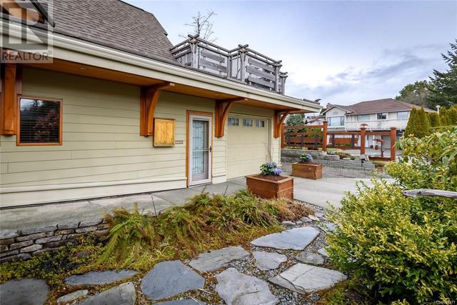 57 Jane Pl, House detached with 3 bedrooms, 3 bathrooms and 2 parking in Comox BC | Image 47