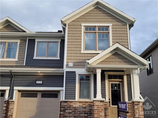 2326 Watercolours Way, Townhouse with 3 bedrooms, 3 bathrooms and 1 parking in Ottawa ON | Image 2