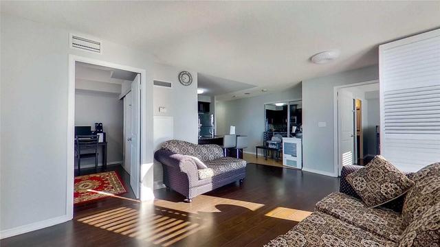 10j - 6 Rosebank Dr, Condo with 2 bedrooms, 2 bathrooms and 1 parking in Toronto ON | Image 5
