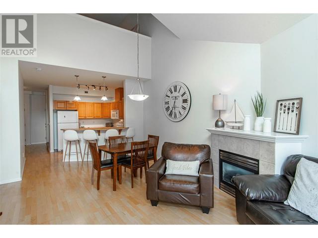 646 - 1088 Sunset Drive, Condo with 2 bedrooms, 2 bathrooms and 1 parking in Kelowna BC | Image 17