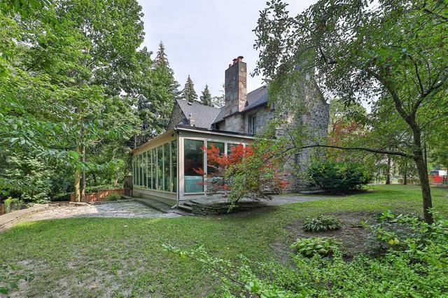 221 Forest Hill Rd, House detached with 4 bedrooms, 5 bathrooms and 8 parking in Toronto ON | Image 3