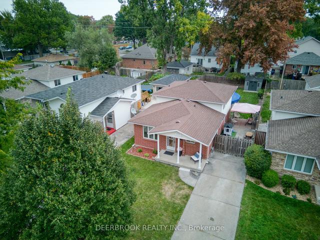 2620 Allyson Ave, House detached with 3 bedrooms, 2 bathrooms and 2 parking in Windsor ON | Image 28