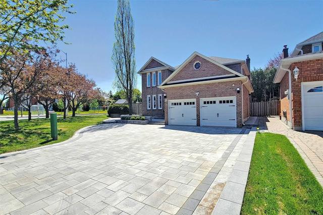 33 Tanglewood Tr, House detached with 4 bedrooms, 5 bathrooms and 7 parking in Markham ON | Card Image