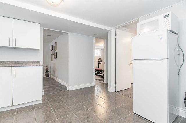 65 Devere Dr, House detached with 3 bedrooms, 2 bathrooms and 5 parking in Guelph ON | Image 27