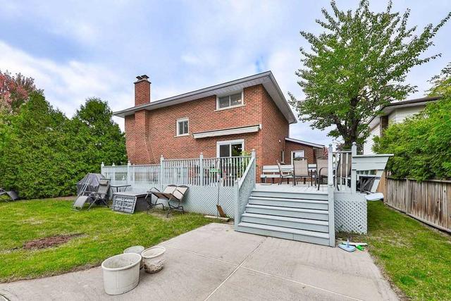 254 Sunrise Cres, House detached with 4 bedrooms, 4 bathrooms and 6 parking in Oakville ON | Image 19