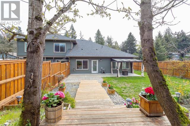 650 Strandlund Ave, House detached with 2 bedrooms, 2 bathrooms and 3 parking in Langford BC | Image 27