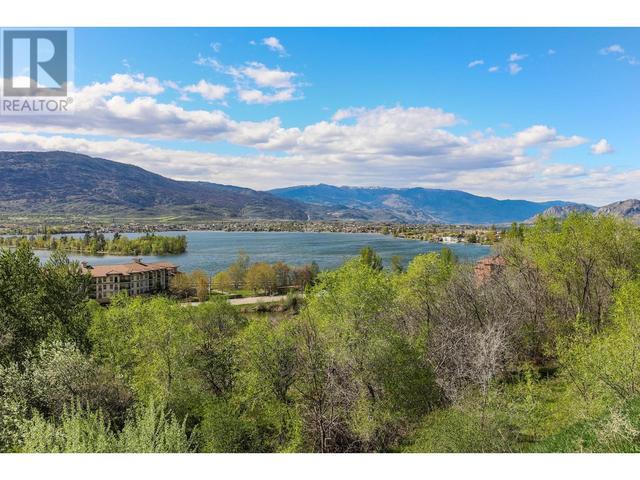 4004 39th Street, House detached with 2 bedrooms, 2 bathrooms and 3 parking in Okanagan Similkameen A BC | Image 66