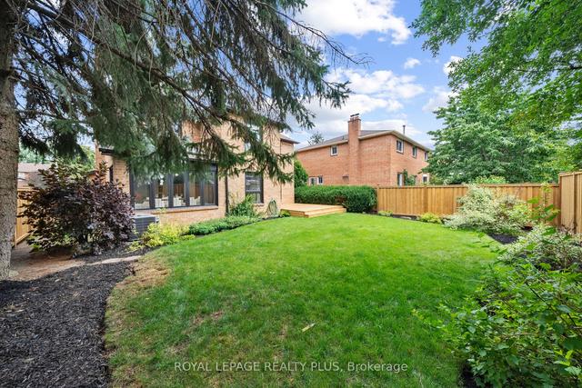 4344 Dallas Crt, House detached with 4 bedrooms, 4 bathrooms and 6 parking in Mississauga ON | Image 28