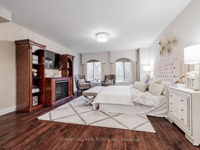 226 Spadina Rd, House attached with 3 bedrooms, 4 bathrooms and 2 parking in Toronto ON | Image 5