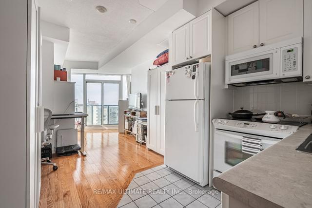 1106 - 600 Fleet St, Condo with 0 bedrooms, 1 bathrooms and 0 parking in Toronto ON | Image 3