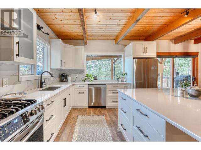 8089 Princeton Summerland Road, House detached with 3 bedrooms, 2 bathrooms and 3 parking in Okanagan Similkameen F BC | Image 32