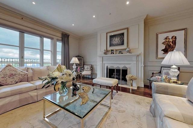 ph 9a - 1 Chedington Pl, Condo with 2 bedrooms, 4 bathrooms and 2 parking in Toronto ON | Image 5