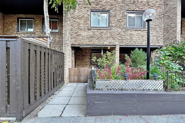 59 - 130 Ling Rd, Townhouse with 3 bedrooms, 2 bathrooms and 1 parking in Toronto ON | Image 32