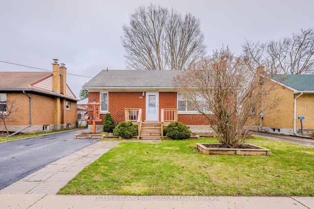 661 Frederick St, House detached with 3 bedrooms, 2 bathrooms and 4 parking in Kitchener ON | Image 12