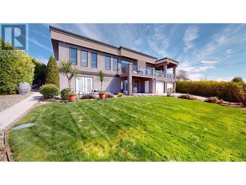 3033 37th Street Street, House detached with 4 bedrooms, 2 bathrooms and 2 parking in Okanagan Similkameen A BC | Card Image
